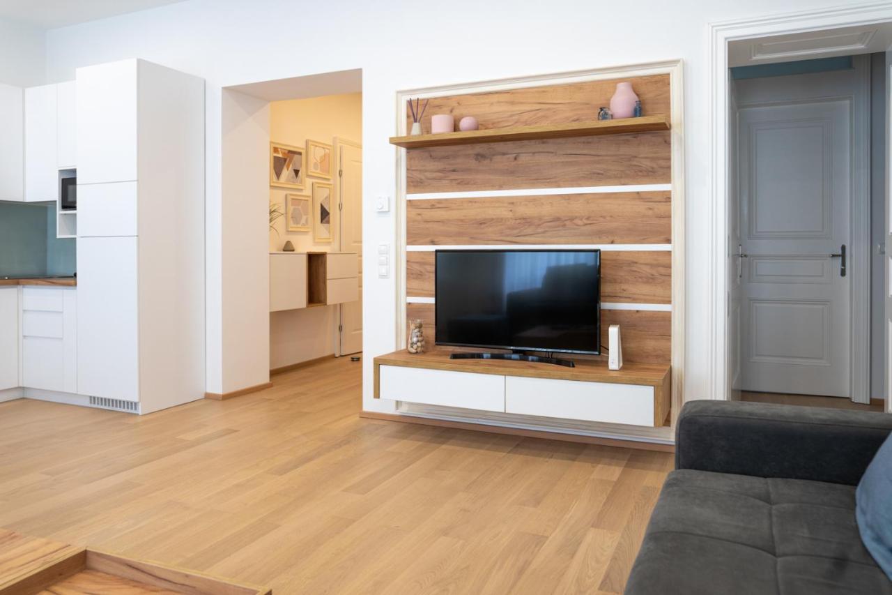 Modern 3 Room Apartment In A Prime Location Wien Eksteriør billede